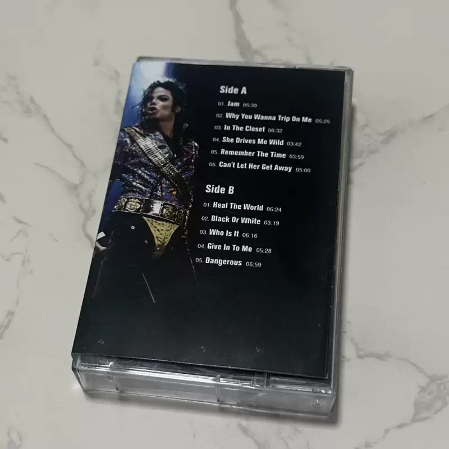 Cinta de casete de música retr - Musical Instrument With A reseña y precio